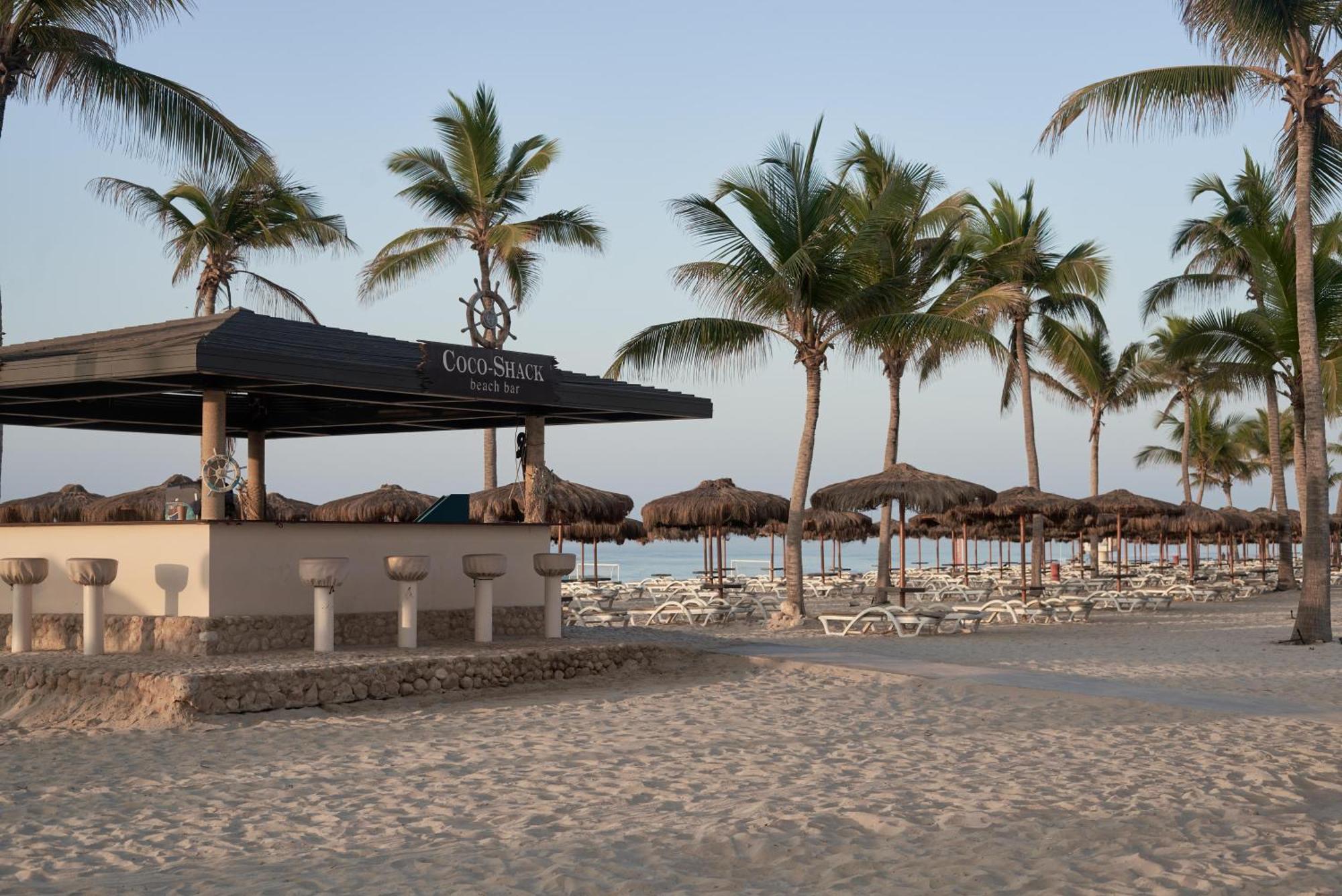Salalah Rotana Resort Exteriér fotografie Beach in Cabo San Lucas