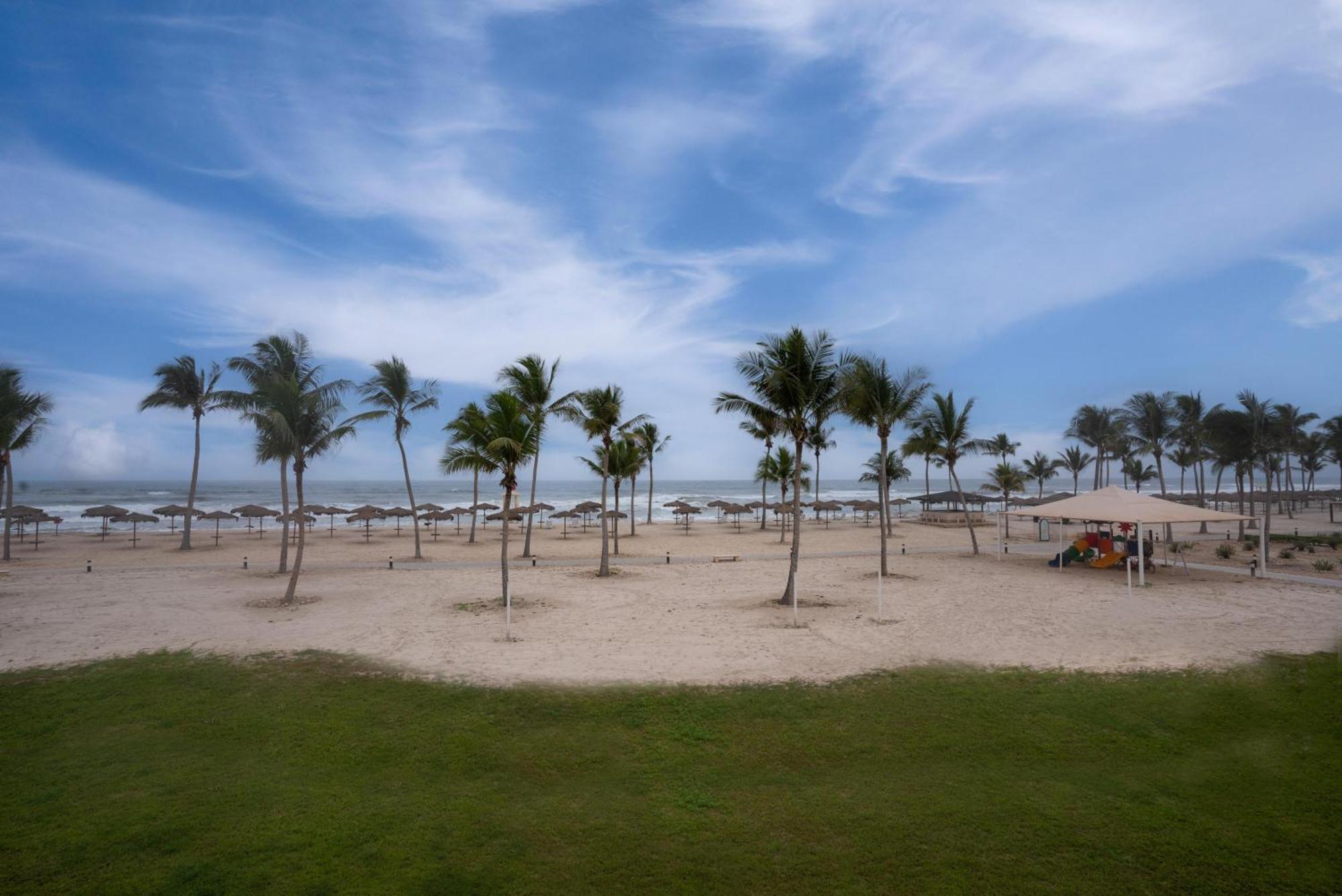 Salalah Rotana Resort Exteriér fotografie Playa de San Juan del Sur