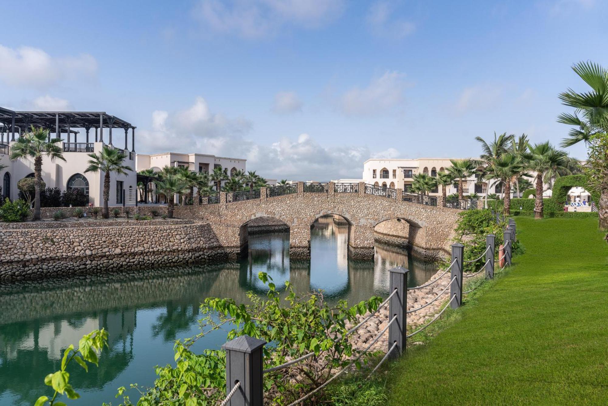 Salalah Rotana Resort Exteriér fotografie Al Kharaitiyat