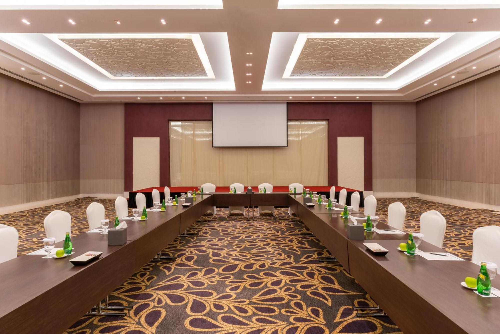 Salalah Rotana Resort Exteriér fotografie Meeting room